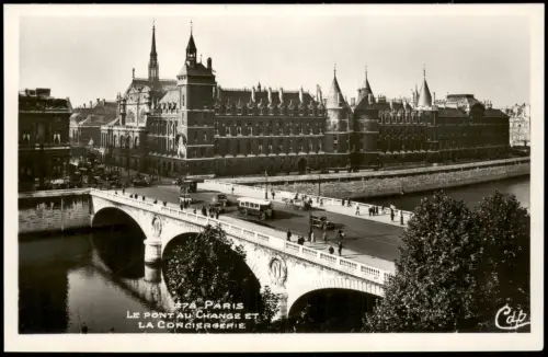 CPA Paris Le Pont au Change et la Conciergerie 1932
