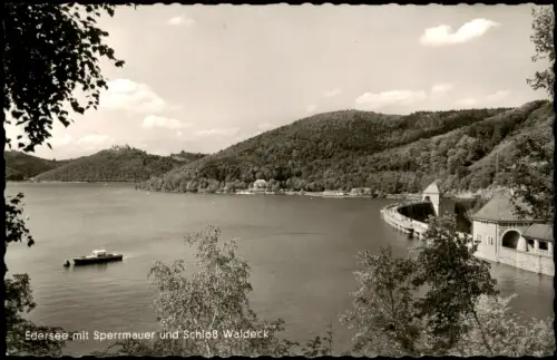 Waldeck (am Edersee) Edersee mit Sperrmauer und Schloß Waldeck 1961