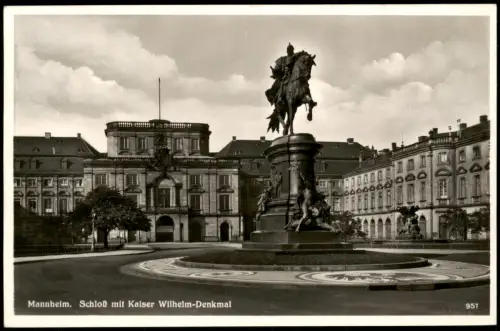 Ansichtskarte Mannheim Schloß mit Kaiser Wilhelm-Denkmal 1938