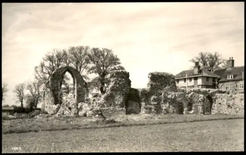Postcard Leiston Leiston Abbey - Partie an der Ruine 1961