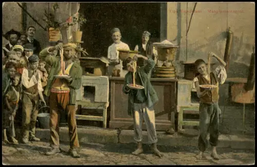 Cartolina Neapel Napoli Typen Trachten beim Maccaroni essen 1913