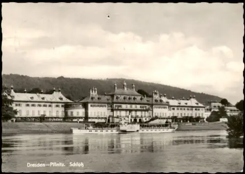 Ansichtskarte Pillnitz Elbe Schiff Dampfer passiert Schloss Pillnitz 1961