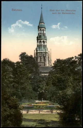 Blick über den Albertplatz nach der Marienkirche.