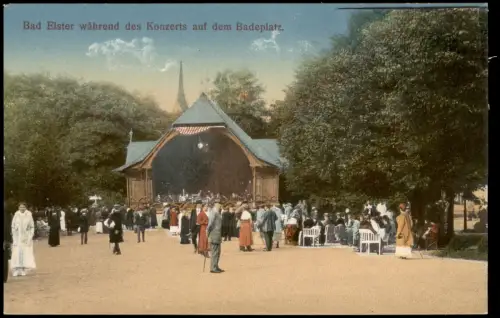 Ansichtskarte Bad Elster während des Konzerts auf dem Badeplatz. 1916