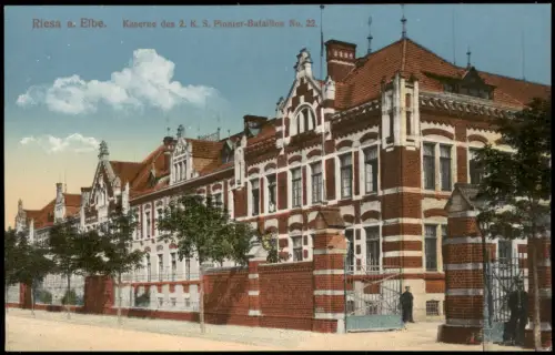 Ansichtskarte Riesa Kaserne des 2. K. S. Pionier-Bataillon Eingang 1915