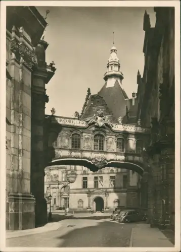 Innere Altstadt-Dresden Verbindungsbrücke vom Schloß nach der Hofkirche 1940