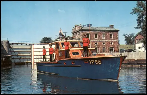 Kanada ONTARIO CANADAT he Royal Canadian Mounted Police Patrol Boatin 1972