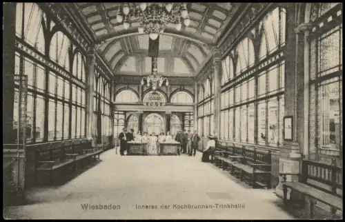 Ansichtskarte Wiesbaden Inneres der Kochbrunnen-Trinkhalle 1912