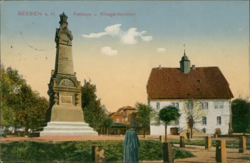 Ansichtskarte Seesen Rathaus u. Kriegerdenkmal 1914  gel. Feldpoststempel