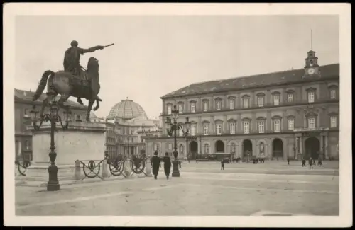 Cartolina Neapel Napoli Piazza del Plebiscito - Fotokarte 1932