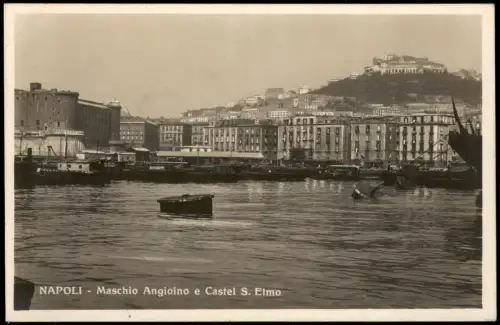 Cartolina Neapel Napoli Maschio Angioino e Castel S. Elmo 1930