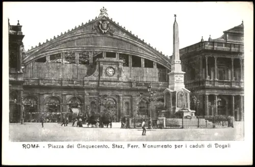 Rom Roma Piazza dei Cinquecento.  Nonumento per i caduti di Dogali 1922