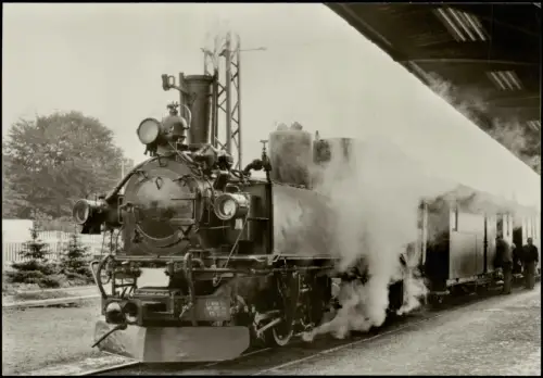 Ansichtskarte Radebeul Traditionsbahn im Bahnhof 1978