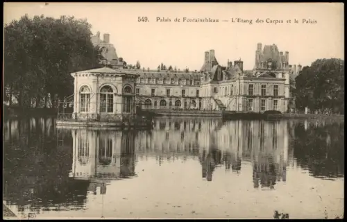 Fontainebleau Schloss Fontainebleau Palais L'Etang des Carpes et le Palais 1910