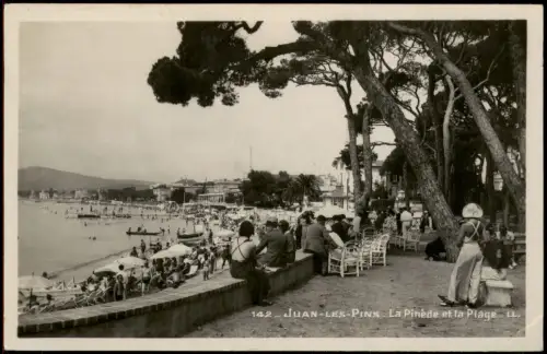 CPA Juan-les-Pins La Pinède et la Plage 1930