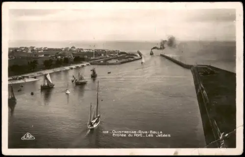 .Frankreich Frankreich QUISTREHAM-RIVA-BELLA Entrée du Port-Les Jetées 1930