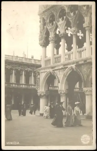 Venedig Venezia Markusdom Basilica di San Marco feine Damen Fotokarte 1929