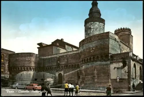 Cartolina Vasto Vasto Castello medioevale 1955