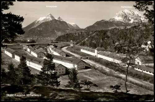Ansichtskarte Mittenwald Jäger-Kaserne aus der Vogelschau-Perspektive 1957