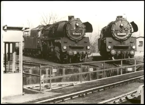 Glauchau Dampflokomotiven im  58.30 auf dem Drehkranz 1982