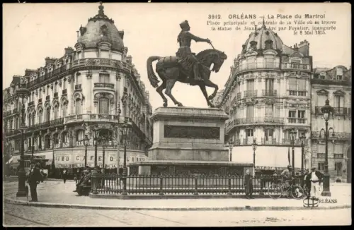 Orleans Orléans La Place du Martroi Place principale et centrale Ville   1915