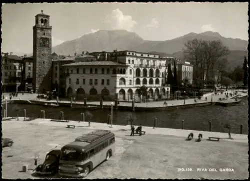 Cartolina Riva del Garda Ortsansicht mit Bus Reisebus 1955
