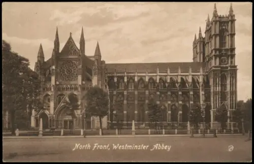 Postcard London North Front, Westminster Abbey 1922