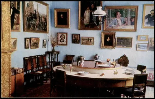 Sankt Petersburg Leningrad Санкт-Петербург Пенаты. Столовая. Raum 1975