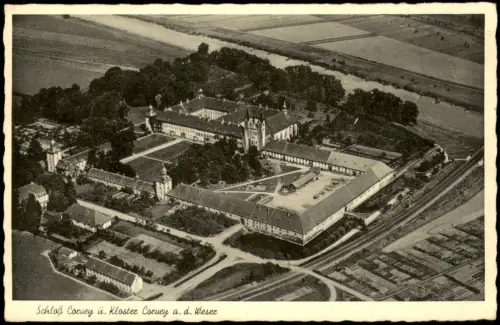 Höxter (Weser) Schloß Kloster Corvey v. Flugzeug aus, Fliegeraufnahme 1950