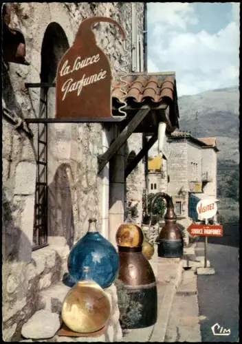 Gourdon Ancienne Citadelle Sarrazine Monuments Historiques classés 1960