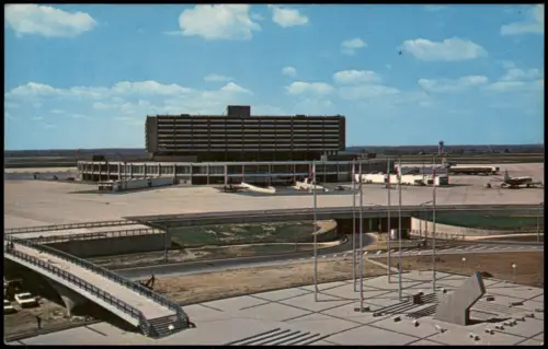 Postcard Toronto TORONTO INTERNATIONAL AIRPORT (Flughafen) 1968
