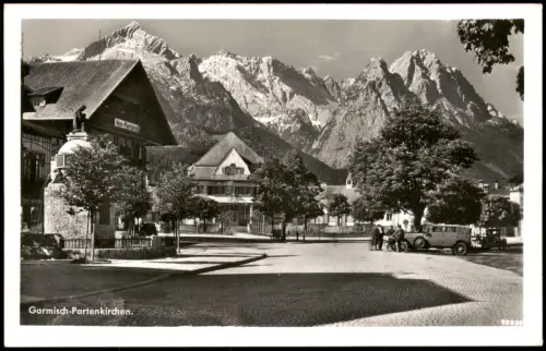Ansichtskarte Garmisch-Garmisch-Partenkirchen Straßenpartie Auto Hotel 1940