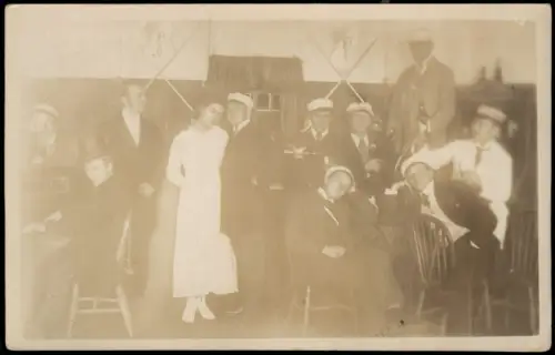 Militaria WK1 Studenten in Kneipe gel. Prisoner of War von England 1917