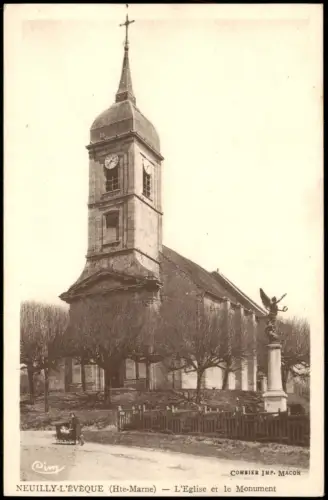 CPA Neuilly-l'Évêque L'Eglise et le Monument 1922