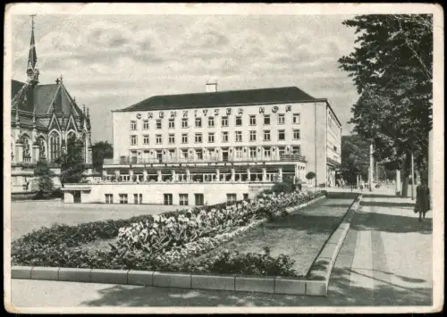 Ansichtskarte Chemnitz Partie am Hotel Chemnitzer Hof (Interhotel) 1950