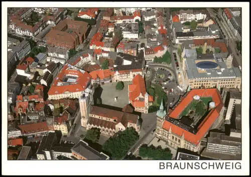 Braunschweig Luftaufnahme Blick auf die Burg und den Burgplatz 2000