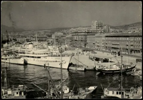 Postcard Rijeka Fiume/Reka Hafen Schiffe Dampfer Anlegestelle 1960
