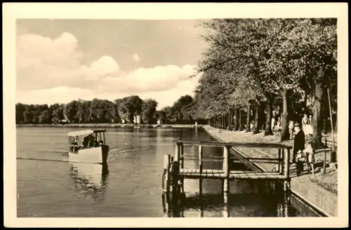 Ansichtskarte Schwerin Pfaffenteich mit Fährboot zur DDR-Zeit 1953