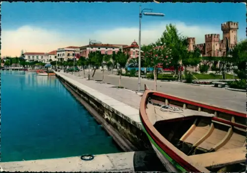 Cartolina Sirmione Promenade mit Hafen und Scaligerburg 1961
