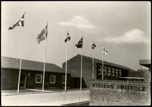 Postcard Esberg Esbjerg Højskole. Indgangen. 1963