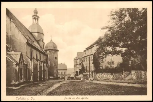 Ansichtskarte Colditz Straßenpartie an der Kirche 1914