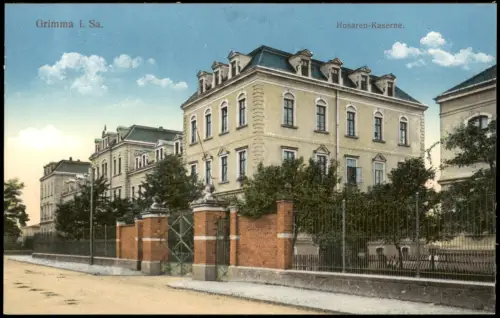 Ansichtskarte Grimma Husaren-Kaserne. Eingang 1914