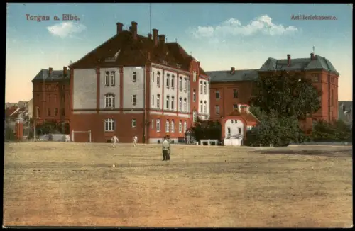 Ansichtskarte Torgau Artilleriekaserne. Soldaten Hof 1914