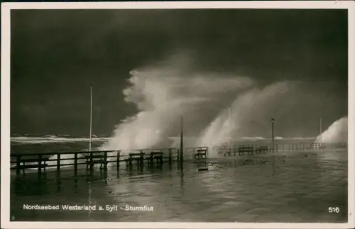 Ansichtskarte Westerland-Sylt Sylt - Sturmflut bei Nacht 1936