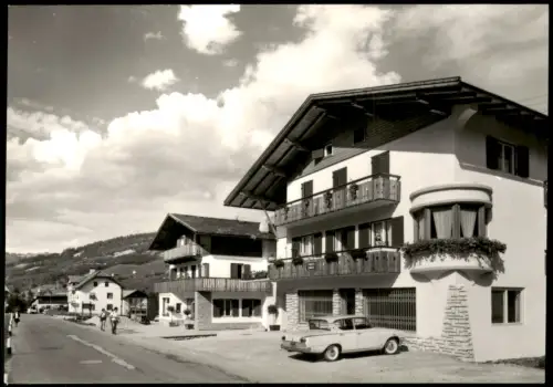 .Trentino-Südtirol Ortsansicht mit Gästehaus, La Villa (Stern) im Gadertal 1965