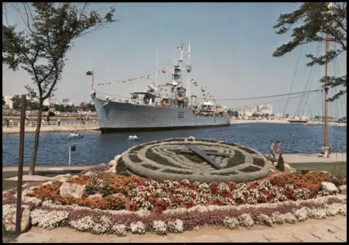 Postcard Toronto H.M.C.S. Haida am Ontario Place 1980