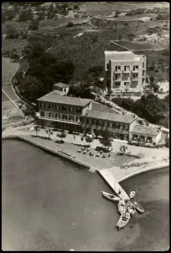 Rab Arbe Luftaufnahme von Rab mit Hotel Bellevue und Hotel Kontinental 1961