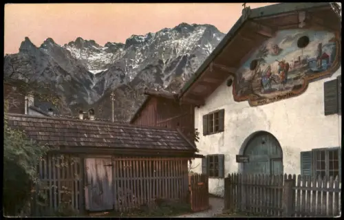 Mittenwald Haus mit Freskomalerei 'Flucht nach Ägypten' und Karwendel 1925