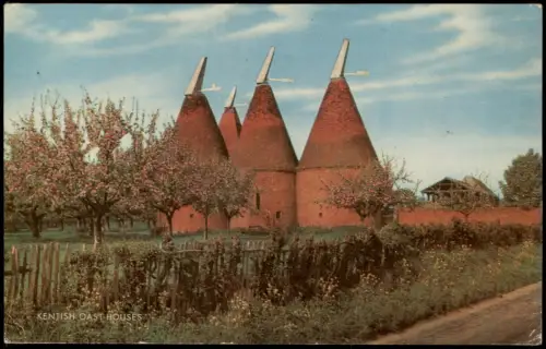 Postcard Kent Kentish Oast Houses 1972