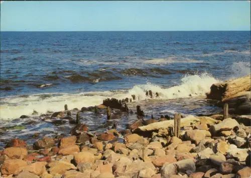 Ansichtskarte .Mecklenburg-Vorpommern Steiniger Ostseestrand mit Brandung 1985